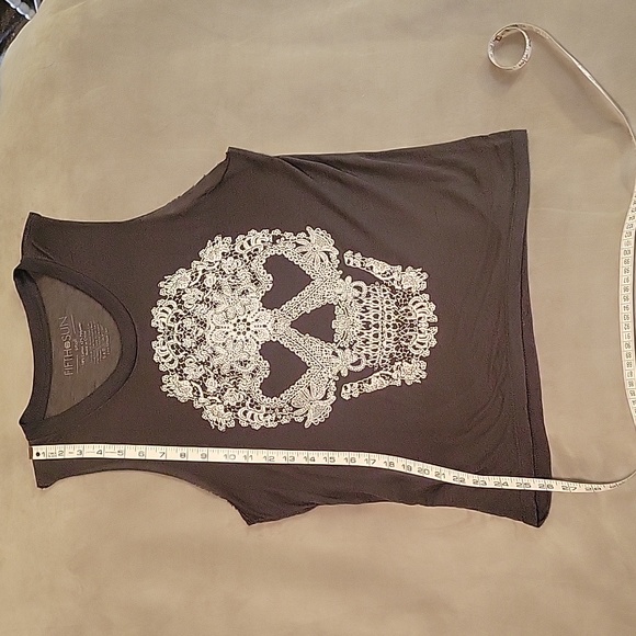 Skull Spooky Floral Gray Sheer Tank Small Fifth Sun - Picture 7 of 8